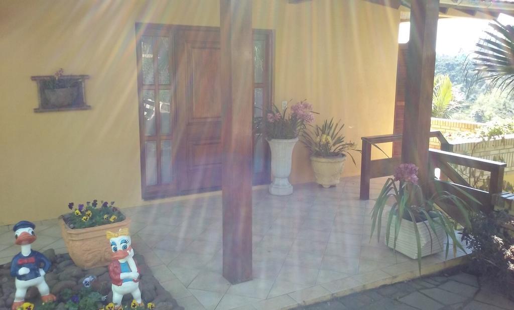 Casa Das Palmeiras + Quiosque Bento Goncalves Exterior photo